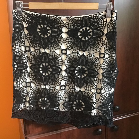 Aqua Lace Skirt size 6 - Picture 1 of 3